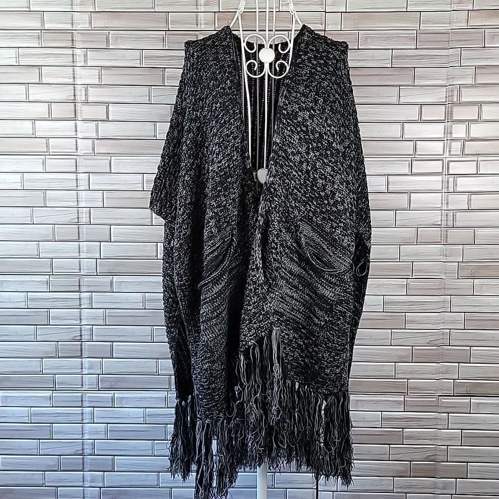 Unbranded shrug sweater One Size fits most